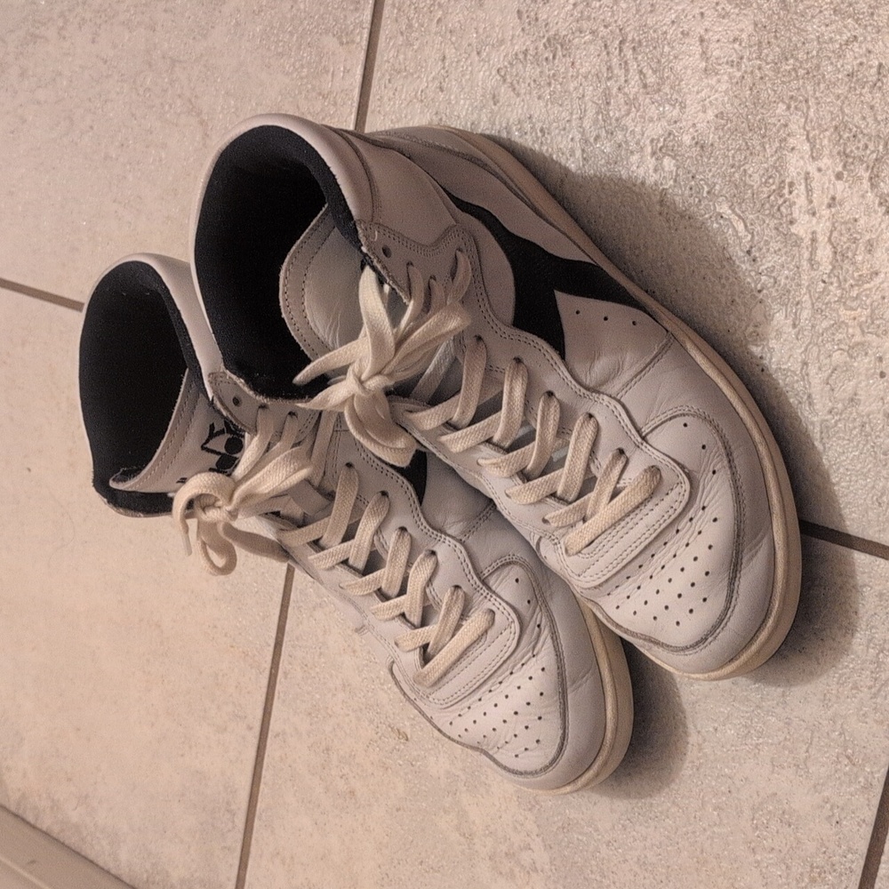 Diadora Mi Basket Used Sneakers - Size 9